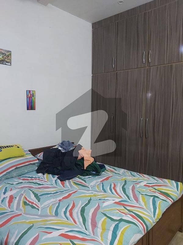 10 MARLA FIRST FLOOR HOT LOCATION