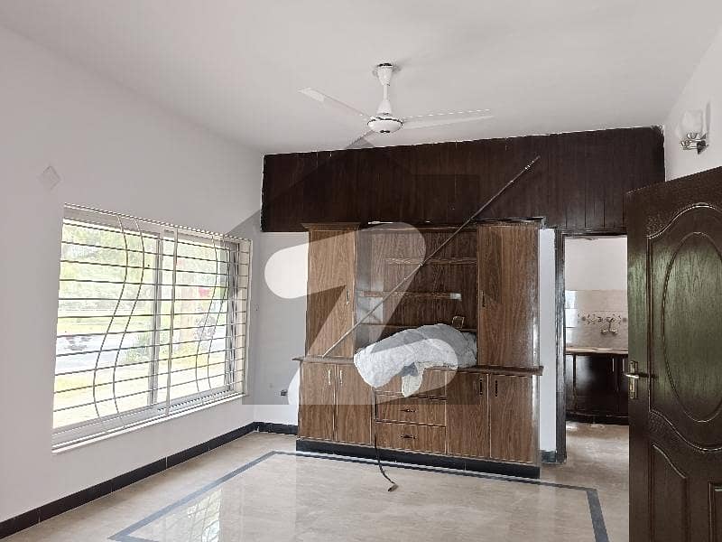 Independent Ground Portion For Rent in G-9