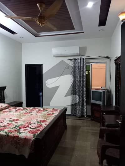 10 Marla Beautifull Uper Portion Available For Rent In Pak Arab Society