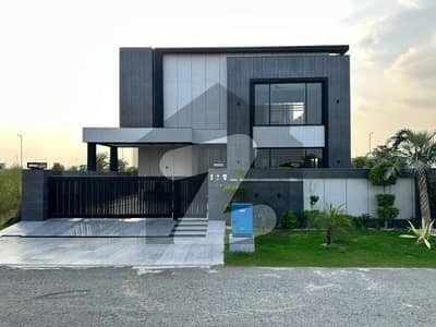 Luxury 1 Kanal Modern Design House Available For Sale In DHA Phase 7 Block Y
