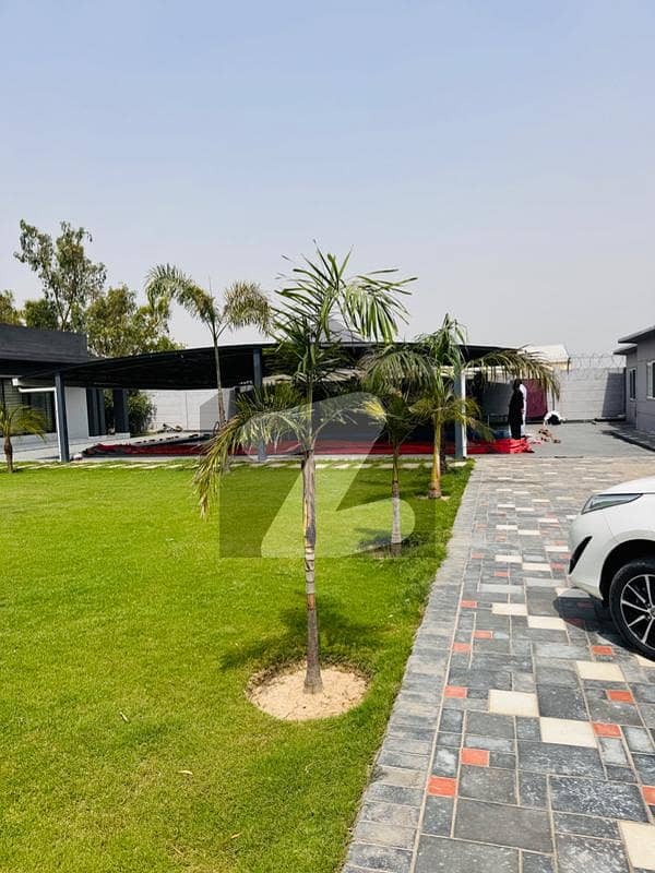 4 Kanal Farm House For Sale