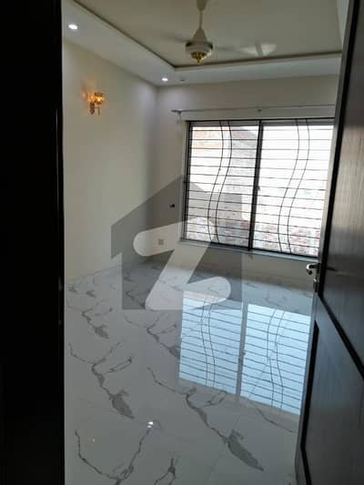 Brand New 1 Bed Non Furnished Available In Dha Phase 9 Tvl Kitchen Sharing Ideal Location