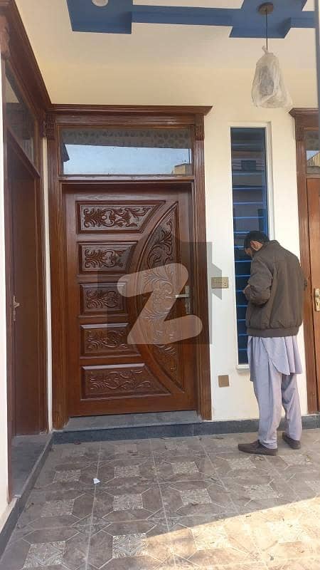 ڈی ۔ 12/1 ڈی ۔ 12,اسلام آباد میں 4 کمروں کا 4 مرلہ مکان 4.35 کروڑ میں برائے فروخت۔ ڈی ۔ 12/1 ڈی ۔ 12,اسلام آباد میں 4 کمروں کا 4 مرلہ مکان 4.35 کروڑ میں برائے فروخت۔