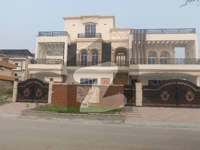 جی ۔ 14 اسلام آباد میں 6 کمروں کا 1 کنال مکان 20.0 کروڑ میں برائے فروخت۔