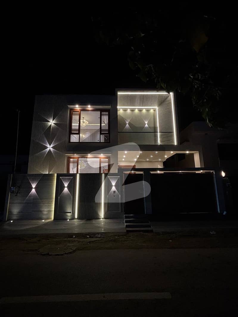 300 Yards Independent House Available For Sale