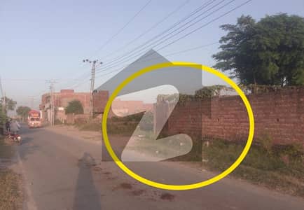 کاہنہ لاہور میں 1 کمرے کا 5 مرلہ گودام 37.5 لاکھ میں برائے فروخت۔