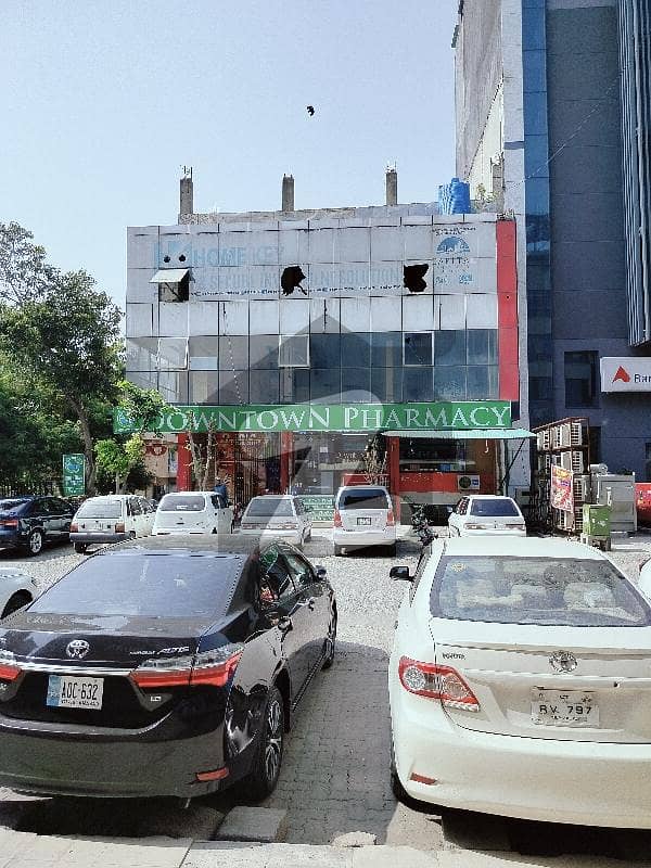 ایف ۔ 10 مرکز ایف ۔ 10,اسلام آباد میں 1 کنال عمارت 70.0 کروڑ میں برائے فروخت۔