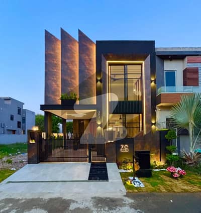 DEFENCE BEAUTIFUL 5 MARLA BRAND NEW HOUSE NEAR TO PARK FOR SALE IN DHA LAHORE