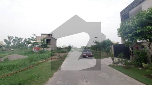 5 Marla Possession Plot For Sale at Investor rate for Sale in DHA Phase 9 Town Lahore