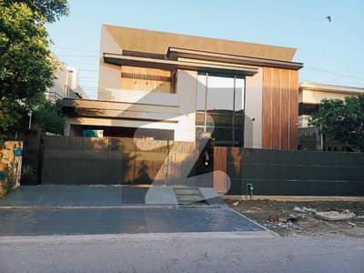 Brand New 5-Marla Modern Bungalow With Basement, 5 Spacious Master Bedrooms, Luxurious Attached Baths, Grand Entrance & Immaculate Woodwork A Prestigious Address In DHA Phase 3 At Just 12.50 Lac (Negotiable)