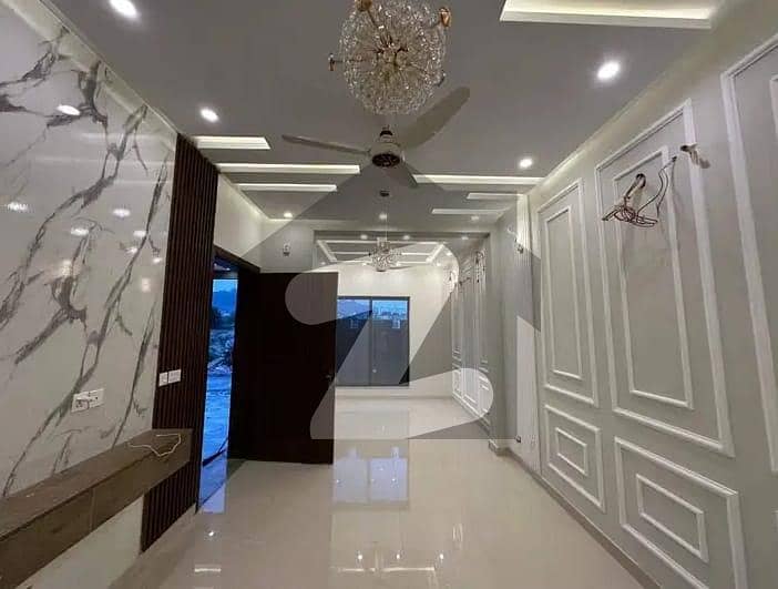 i-11/2 New Upper portion For Rent