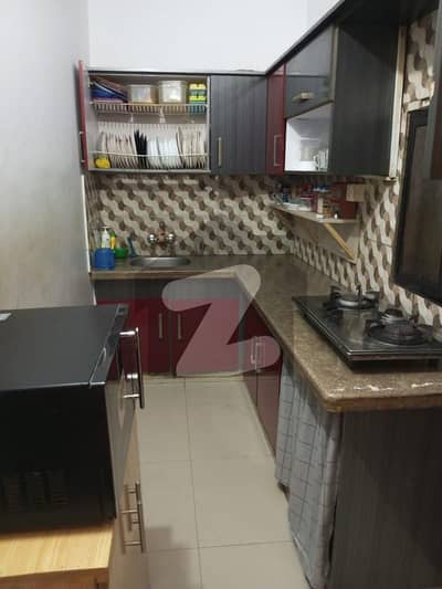 FLAT FOR RENT SUNNY ARCADE Location: Gulshan-e-Iqbal Block 7, Maskan 3 Bed Drawing Dining 3rd Floor