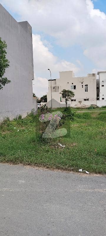 5 Marla Top Location Plot No-- Block B Phase 9 Town DHA Lahore For Urgent Sale
