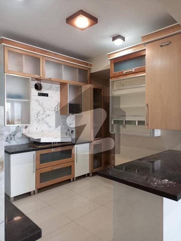4 BED DD, LUCKY ONE APARTMENTS