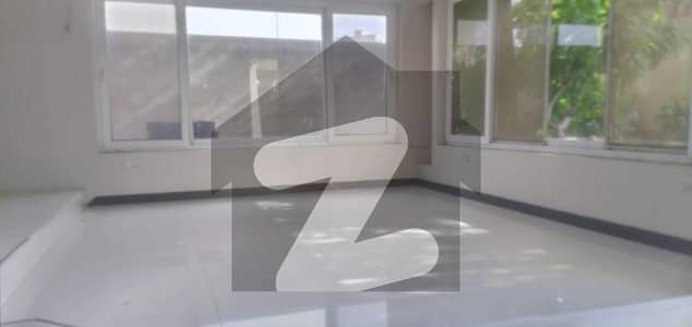 500 Yard Residential Bungalow For Sale In Dha Phase 8