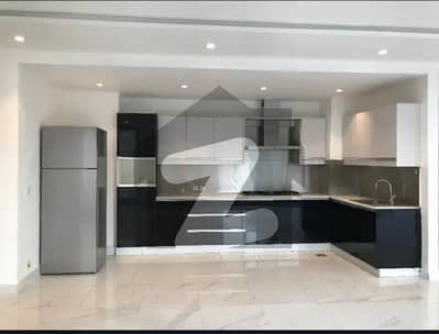 Spacious 2Bedroom Apartment with Attached Baths in Main Gulberg PKR 200,000