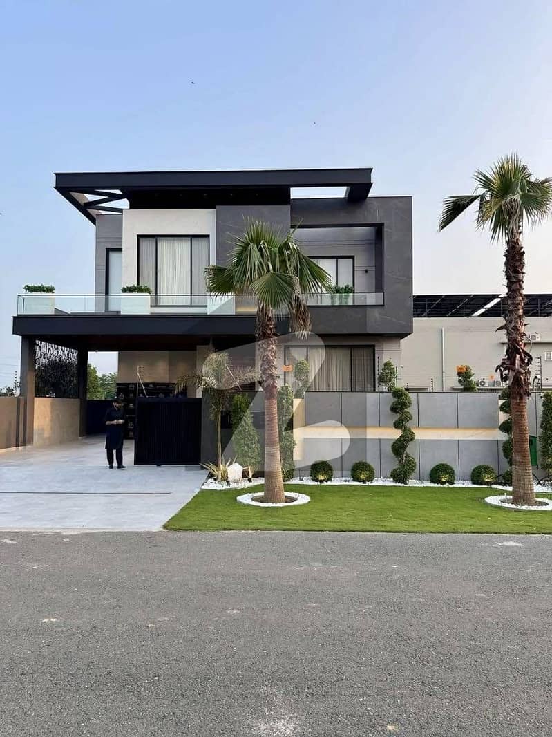 1 Kanal House Available for Rent
