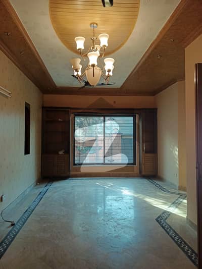 Spacious 12 Marla House E2 Block Ideal For Families &Amp; Offices
