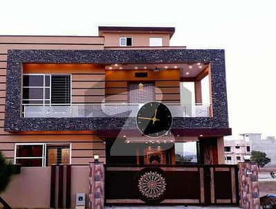 بحریہ ٹاؤن فیز 8 بحریہ ٹاؤن راولپنڈی,راولپنڈی میں 5 کمروں کا 10 مرلہ مکان 1.15 لاکھ میں کرایہ پر دستیاب ہے۔