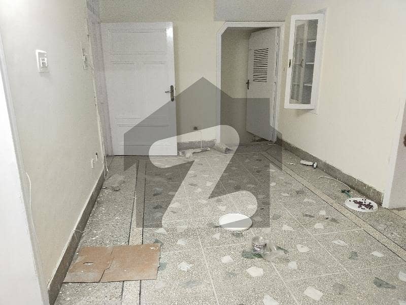 جی ۔ 9/3 جی ۔ 9,اسلام آباد میں 3 کمروں کا 10 مرلہ بالائی پورشن 80.0 ہزار میں کرایہ پر دستیاب ہے۔