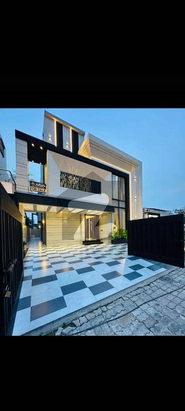 10 Marla Designer House For Sale In The Heart Of Bahria Town Sector C