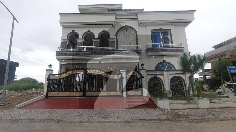 ٹاپ سٹی 1 اسلام آباد میں 10 مرلہ مکان 4.65 کروڑ میں برائے فروخت۔