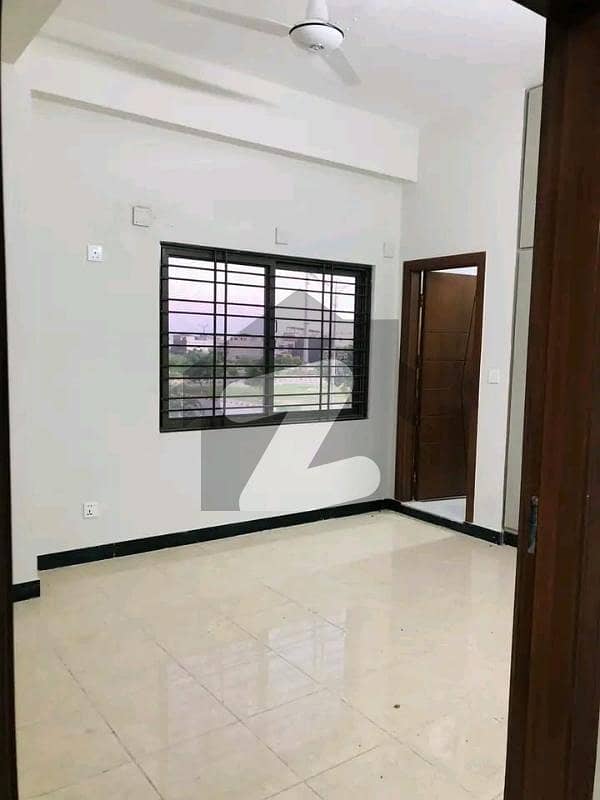 Top City 219 Sq Feet Flat For Sale