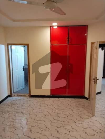 سوان گارڈن اسلام آباد میں 2 کمروں کا 4 مرلہ فلیٹ 85.0 لاکھ میں برائے فروخت۔