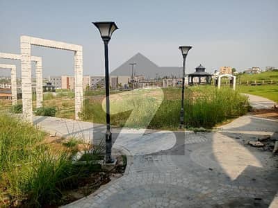 The Only Top Rated Corner With Extra Land At An Investor Rate
