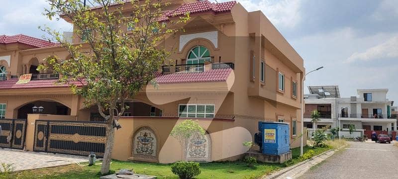 Brand New 10 Marla house in block L