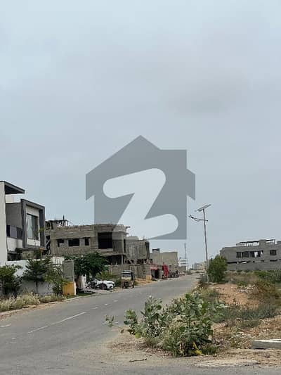 ڈی ایچ اے فیز 8 ڈی ایچ اے ڈیفینس,کراچی میں 1 کنال رہائشی پلاٹ 5.6 کروڑ میں برائے فروخت۔