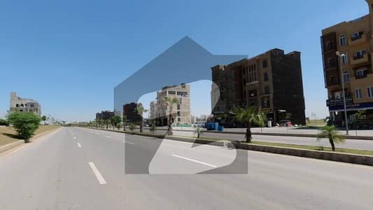 بحریہ ٹاؤن فیز 8 بحریہ ٹاؤن راولپنڈی,راولپنڈی میں 6 مرلہ رہائشی پلاٹ 78.0 لاکھ میں برائے فروخت۔