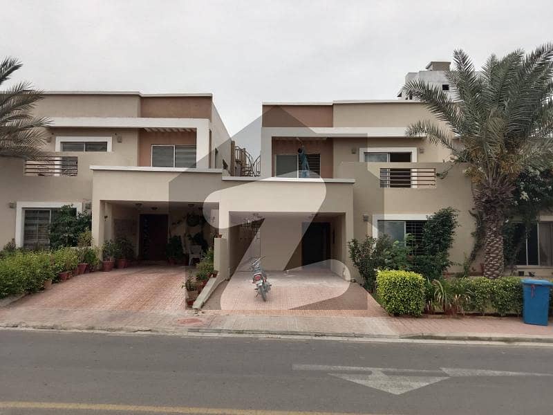 Precinct 10A 200sq. Y Villa Available For Rent