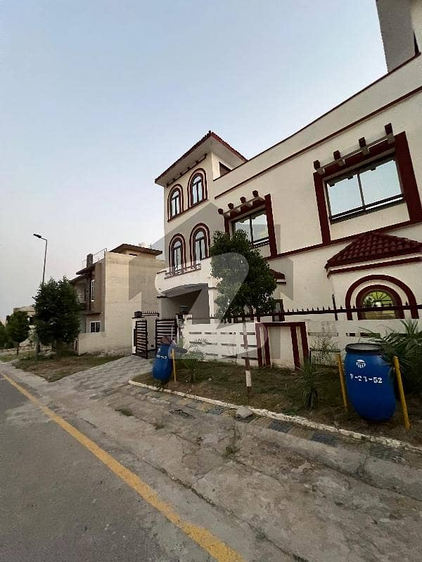 5M non furnished House available for rent