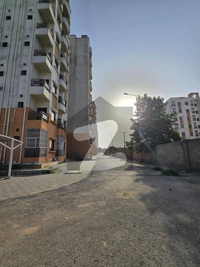 3 Bed Apartment With Servant Room On Ground Floor Available For Sale