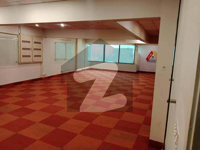 15000 Square Feet Space