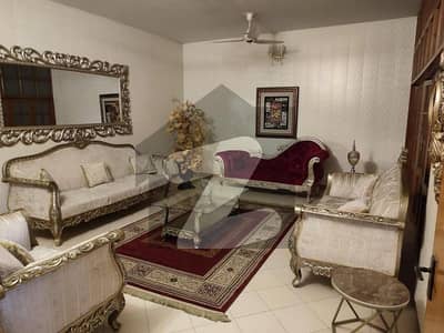 urgent Sale 20 Marla 12 Year's Old House Available for sale 6 7 Bathroom 60 Feet Road only 499 lac