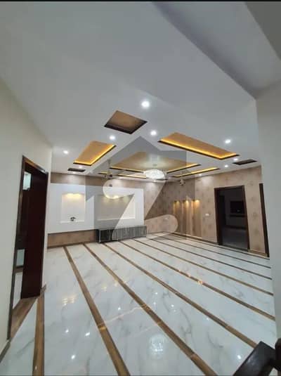 1 KANAL LOWER PORTION FOR RENT IN PARAGON CITY LAHORE