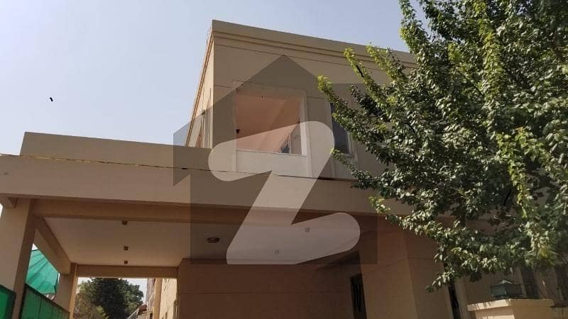 ایف ۔ 8 اسلام آباد میں 5 کمروں کا 1 کنال مکان 10.0 لاکھ میں کرایہ پر دستیاب ہے۔
