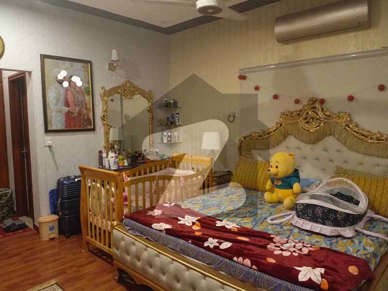 1 Kanal Beautifully Designed Modern house Rent In mian cantt