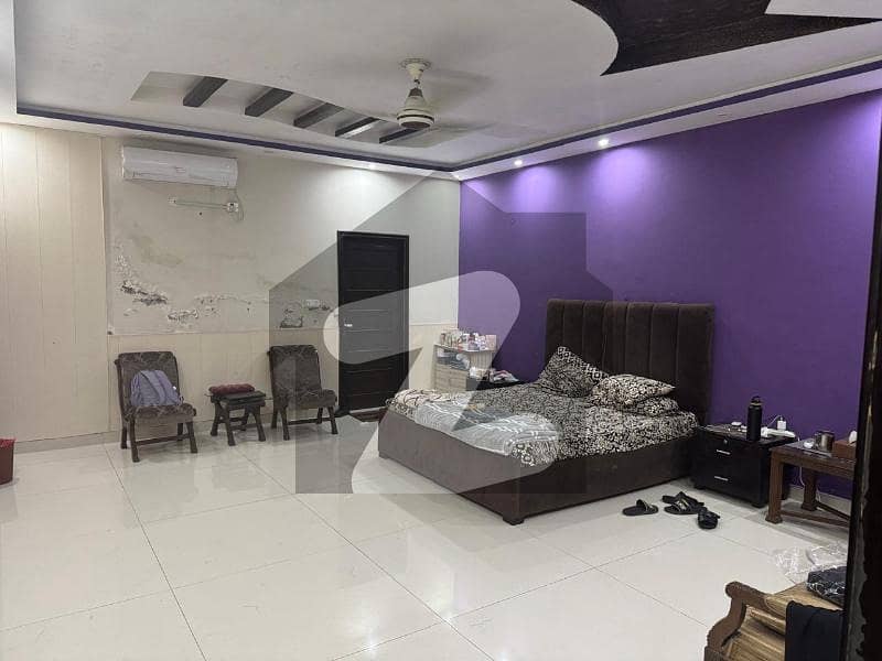 Beautiful Lower Portion is Availble for Rent
