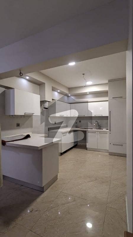 Prime Location 2000 Square Feet Flat In Shahra-e-Faisal Is Available Prime Location 2000 Square Feet Flat In Shahra-e-Faisal Is Available