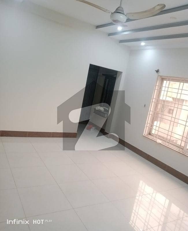 Kanal Upper Portion For Rent