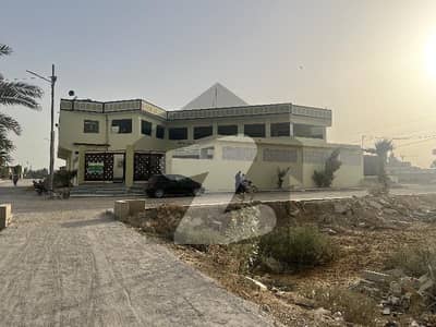 Prime Location 200 Sq. Yards Plot Ideal Location for Dream Home
