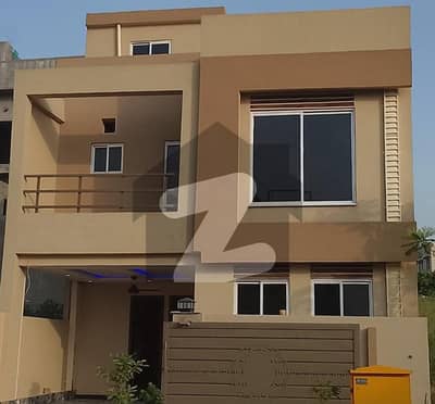 Spacious 5 Marla House Available For sale In Bahria Town Phase 8 - Block M