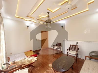 40X80 LOWER GROUND OPEN BASEMENT FOR RENT