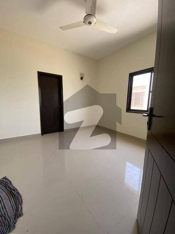 Spacious 600 Yards Bungalow for Silent Commercial Purpose"