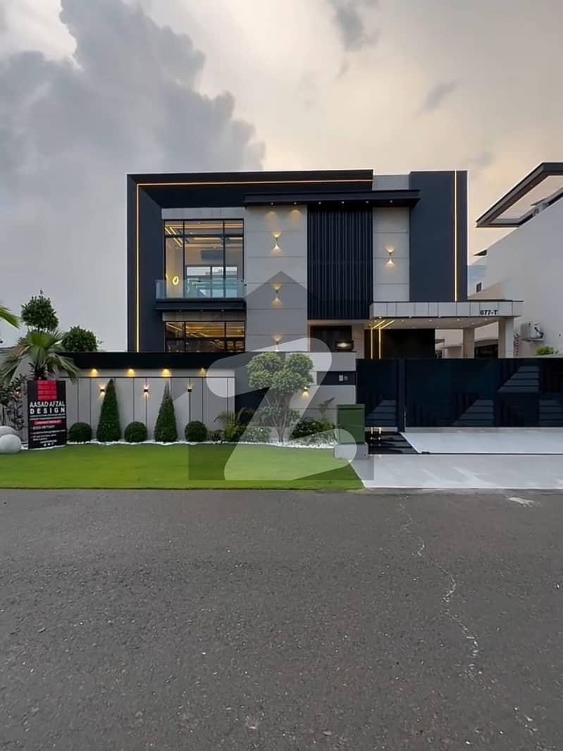 Timeless Luxury: 1 Kanal Designer Residence in DHA