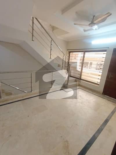 Upper Portion Available For Rent Near Double Road And KFC