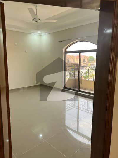 DHA PHASE 6 UPPER PORTION 1-KANAL CHEAPEST OPTION AVAILABLE FOR RENT ( ONLY FOR SMALL FAMILIES)